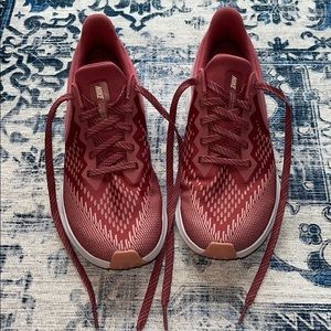 Nike Zoom Running Shoes SZ 9